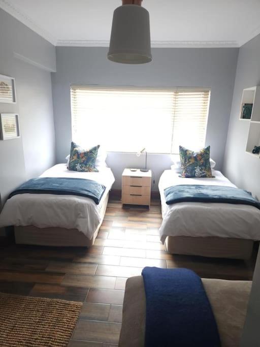 Cape Town, Sea Point, Beautiful 2 Bedroom Apartment @Tucked Away Luaran gambar