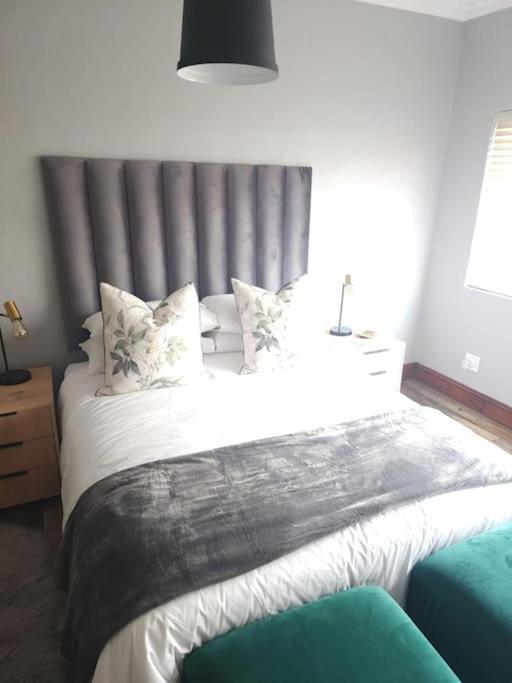 Cape Town, Sea Point, Beautiful 2 Bedroom Apartment @Tucked Away Luaran gambar
