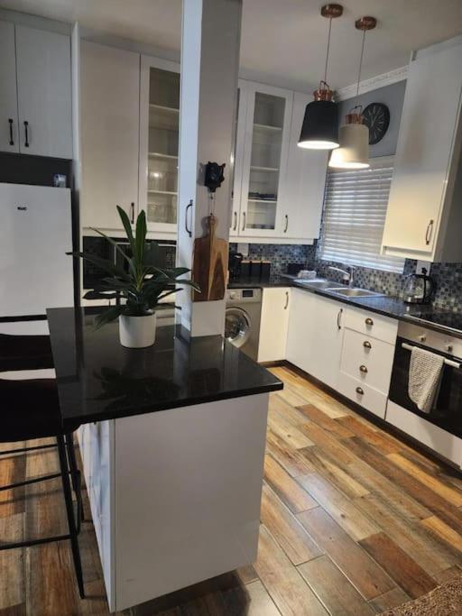 Cape Town, Sea Point, Beautiful 2 Bedroom Apartment @Tucked Away Luaran gambar